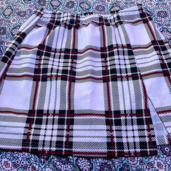 skirt - Picture 1 of 1